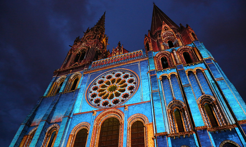 Chartres : une nouvelle cathédrale, « maison de Marie sur terre »
